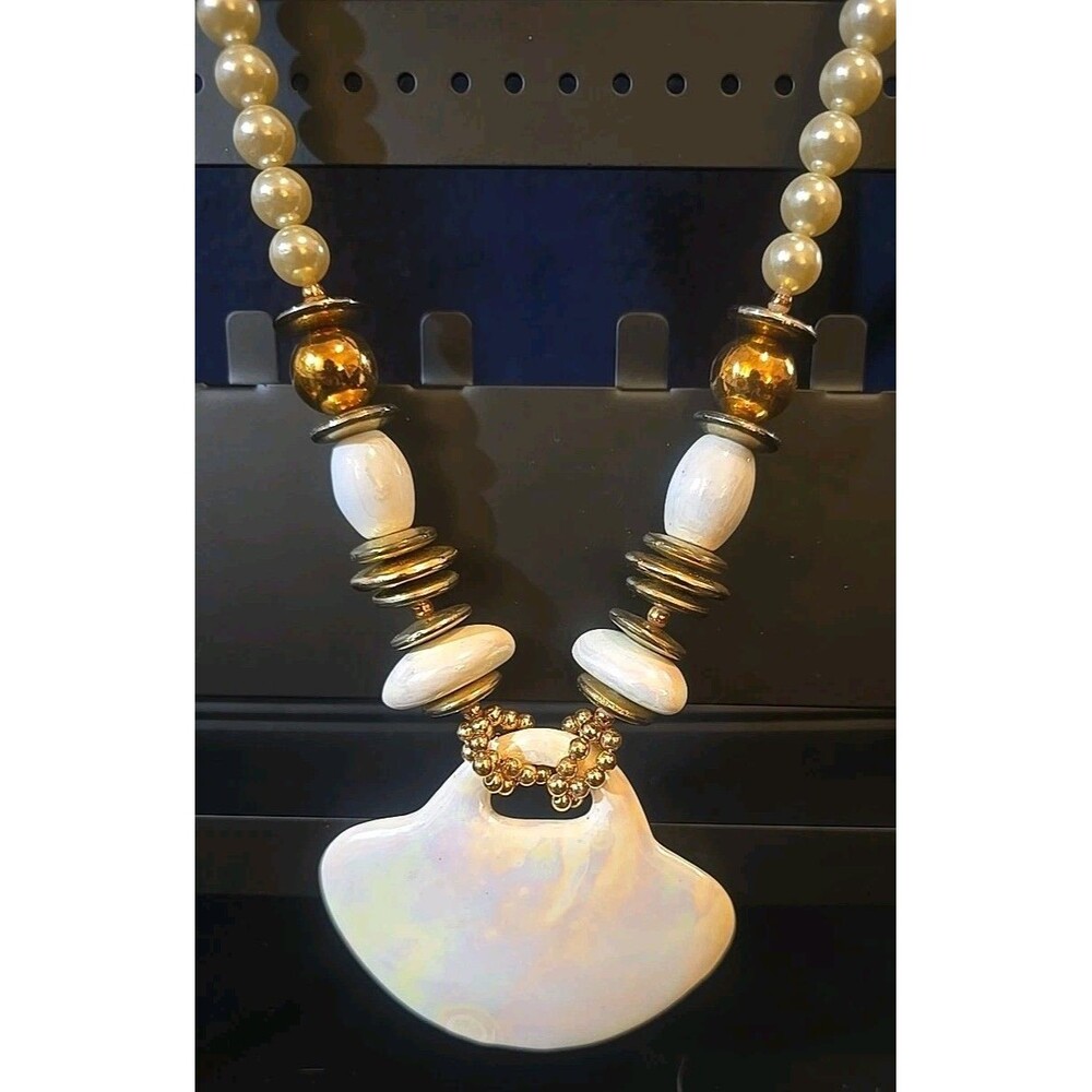 Gorgeous Pearlesque Statement Necklace